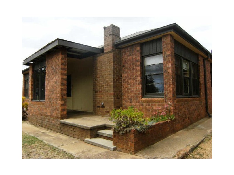 5 Walla Street, Cooma NSW 2630