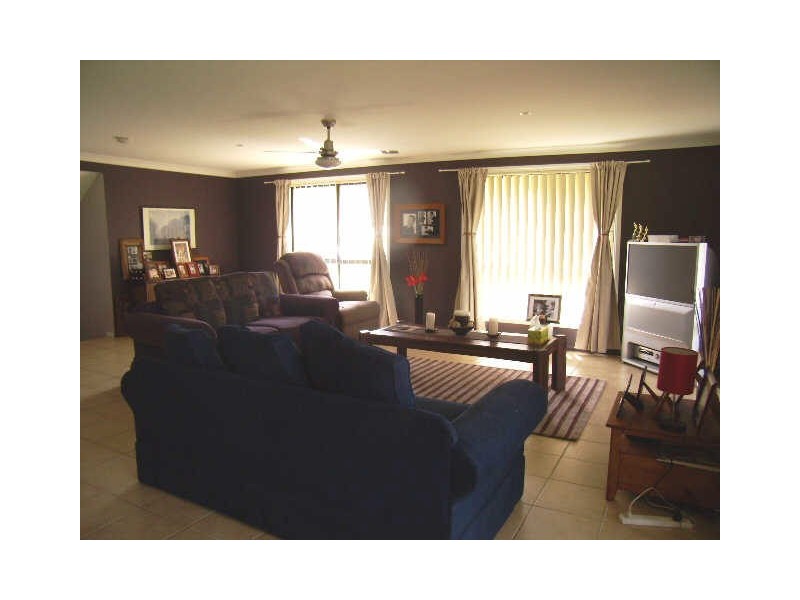 2 Rutledge Place, Cooma NSW 2630