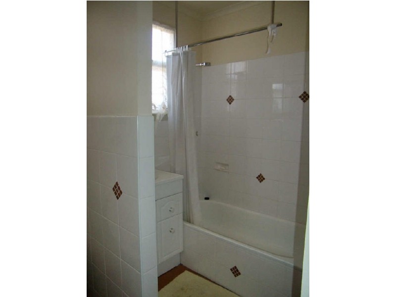 1 Nadoo Street, Cooma NSW 2630