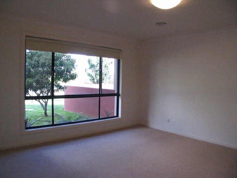 11 Massie Street, Cooma NSW 2630