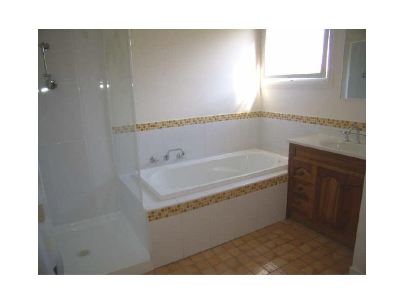 54 Bligh Street, Cooma NSW 2630