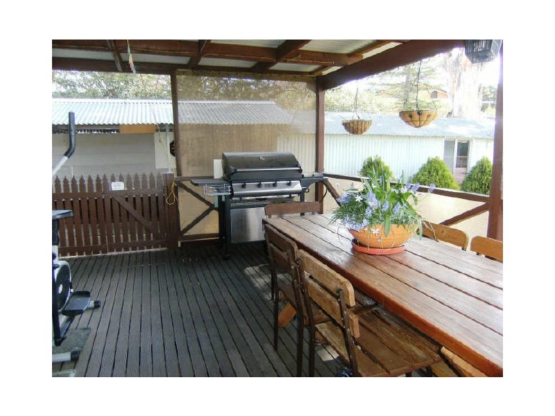 5 Nyora Street, Cooma NSW 2630