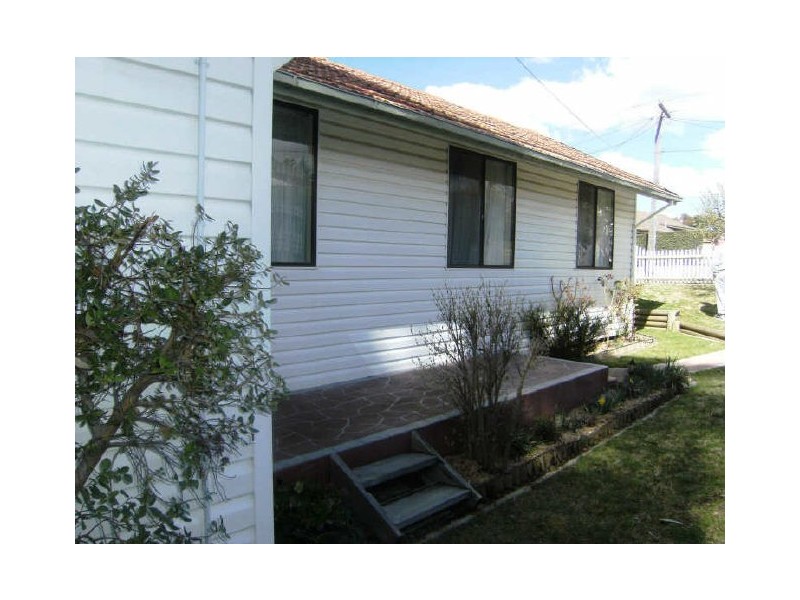 5 Nyora Street, Cooma NSW 2630