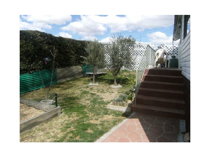 5 Nyora Street, Cooma NSW 2630