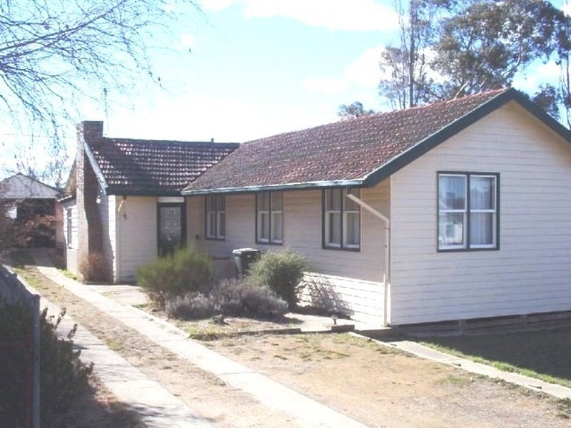 3 Kanuna Place, Cooma NSW 2630