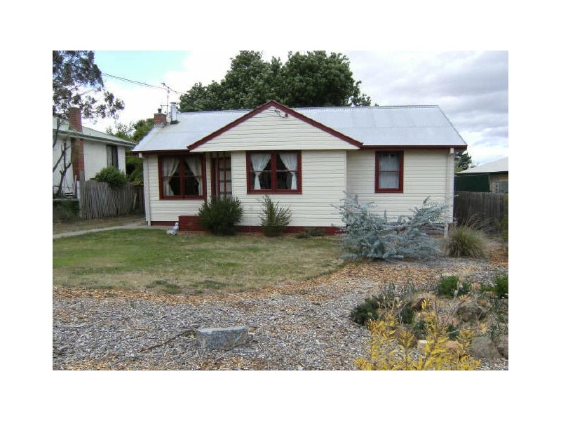 69 Cromwell street, Cooma NSW 2630