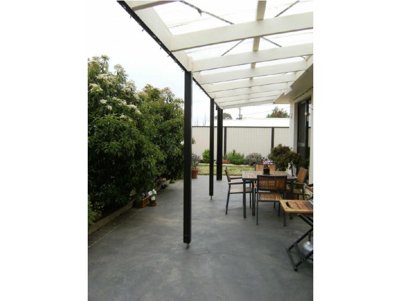 1/2 Monaro Avenue, Cooma NSW 2630