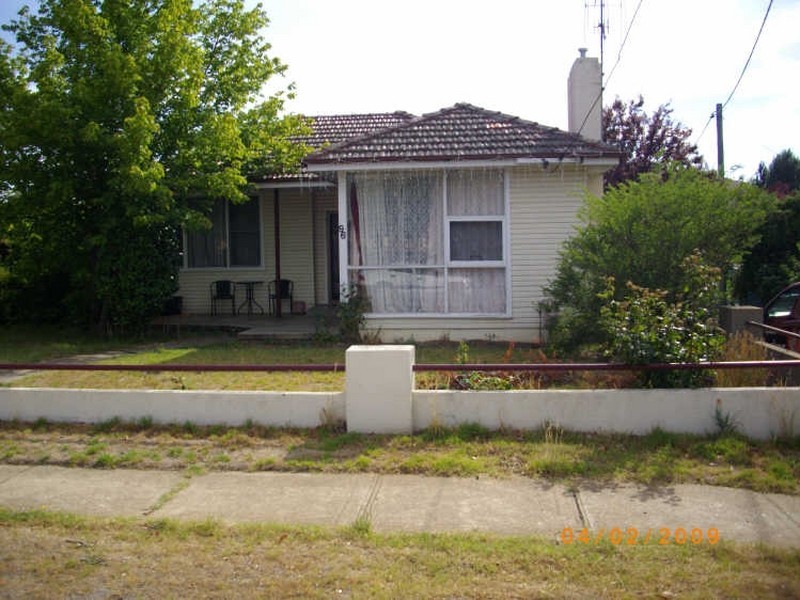 96 Bombala Street, Cooma NSW 2630