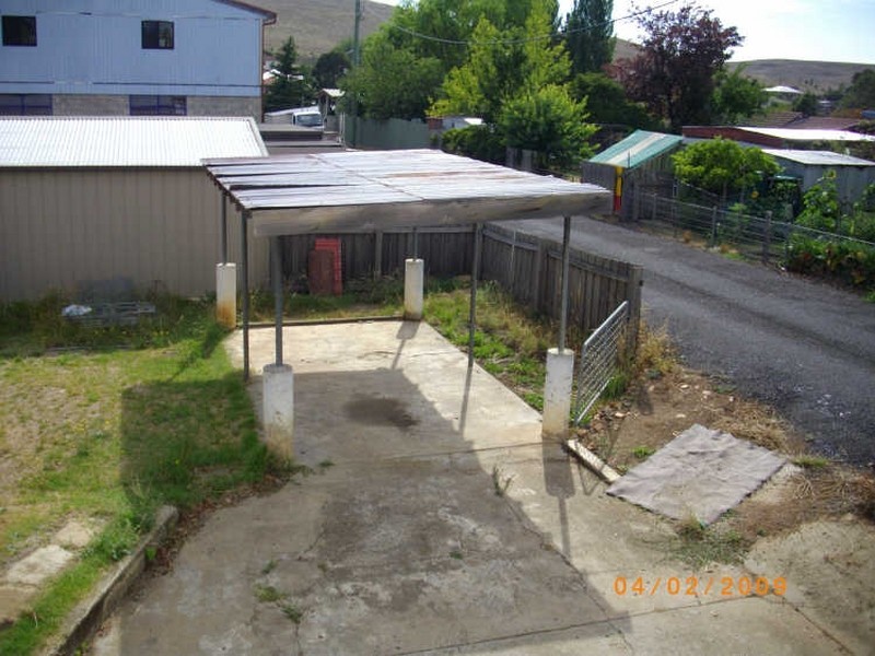96 Bombala Street, Cooma NSW 2630