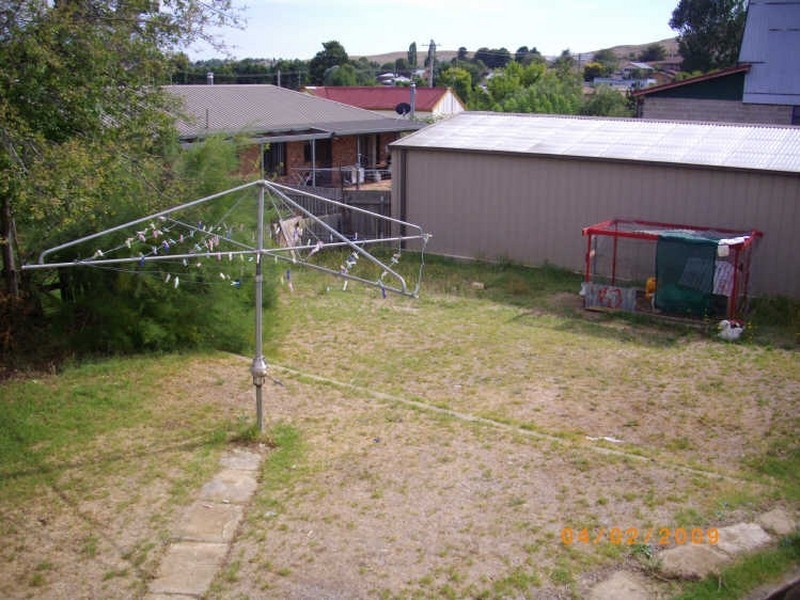 96 Bombala Street, Cooma NSW 2630
