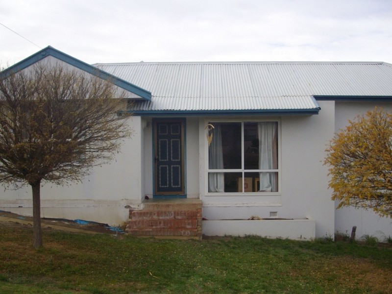 20 Crisp Street, Cooma NSW 2630