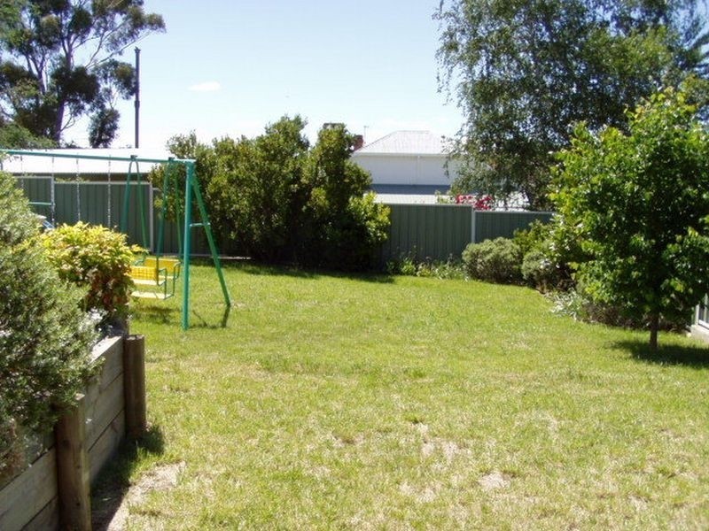 20 Crisp Street, Cooma NSW 2630