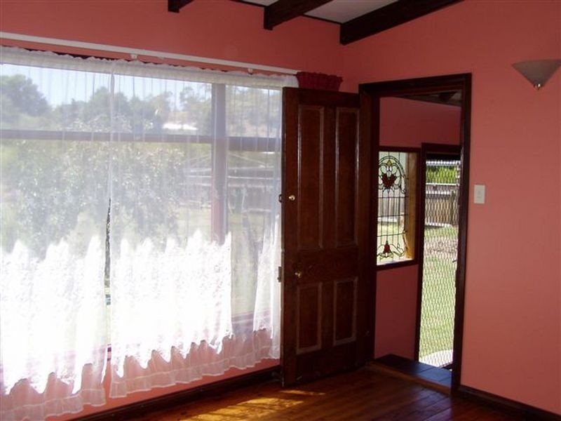 10 Lambie Street, Cooma NSW 2630