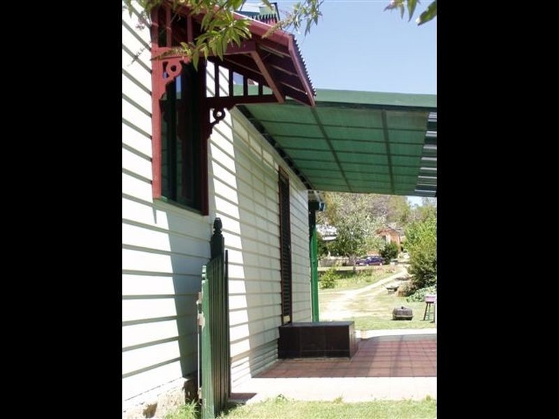 10 Lambie Street, Cooma NSW 2630