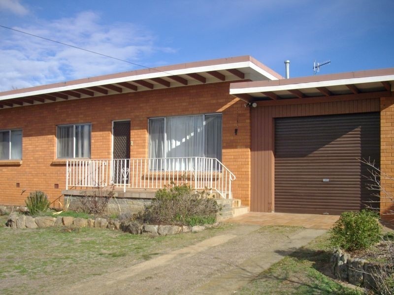 3 Betts Street, Cooma NSW 2630