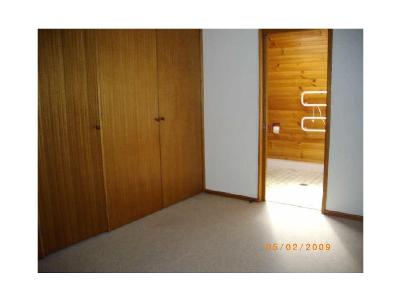 16 Kiah Street, Cooma NSW 2630