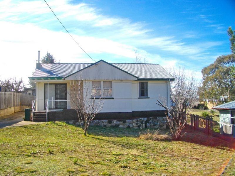 59 Cromwell Street, Cooma NSW 2630