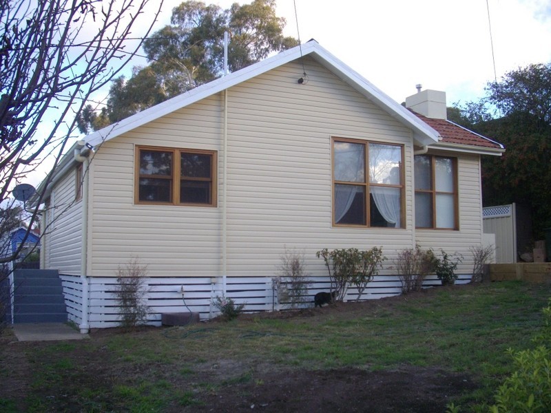 5 Giwang, Cooma NSW 2630