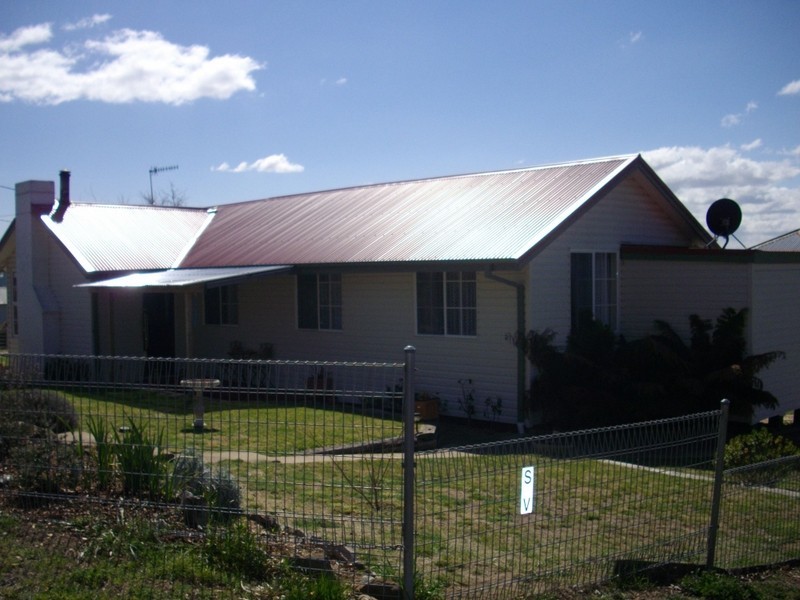 12 Jerrang Avenue, Cooma NSW 2630