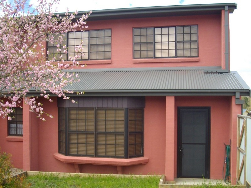 1/27 Roberson, Berridale NSW 2628