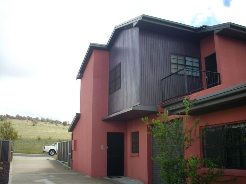 1/27 Roberson, Berridale NSW 2628