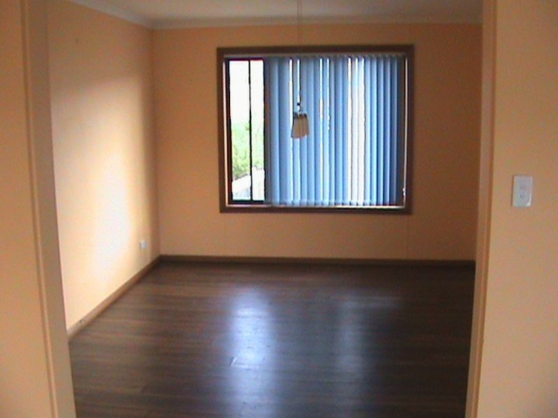 37 Snowy Creek Avenue, Cooma NSW 2630