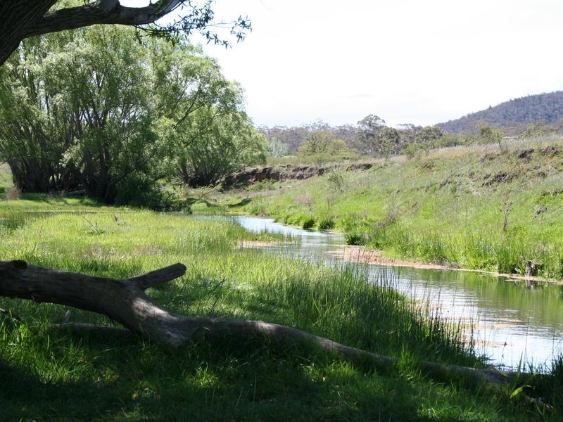 37 Snowy Creek Avenue, Cooma NSW 2630