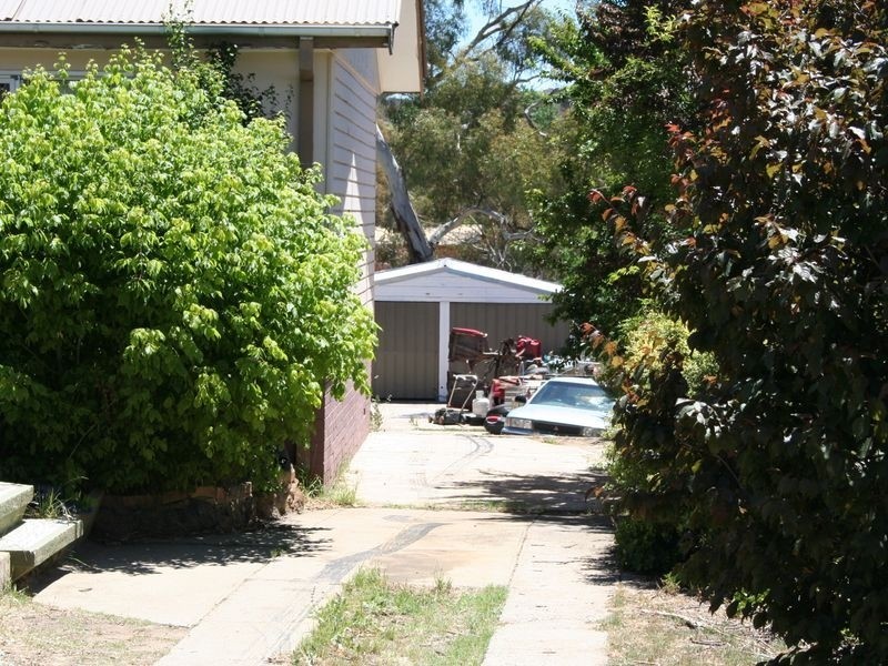 17 Chapman Street, Cooma NSW 2630