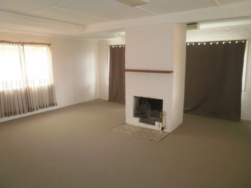 11 Waggun street, Cooma NSW 2630