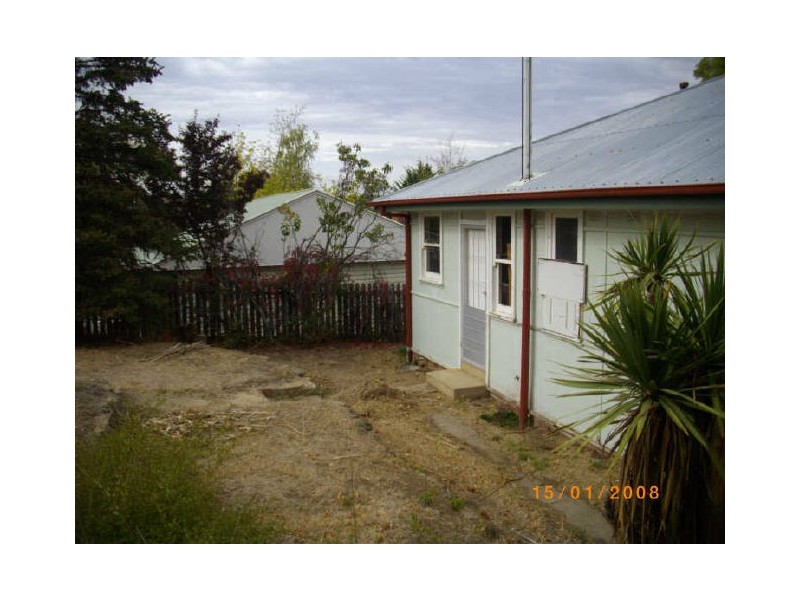 61 Cromwell Street, Cooma NSW 2630