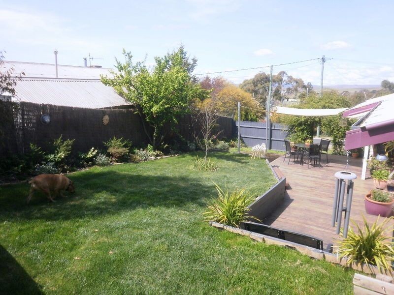 8 Attunga place, Cooma NSW 2630