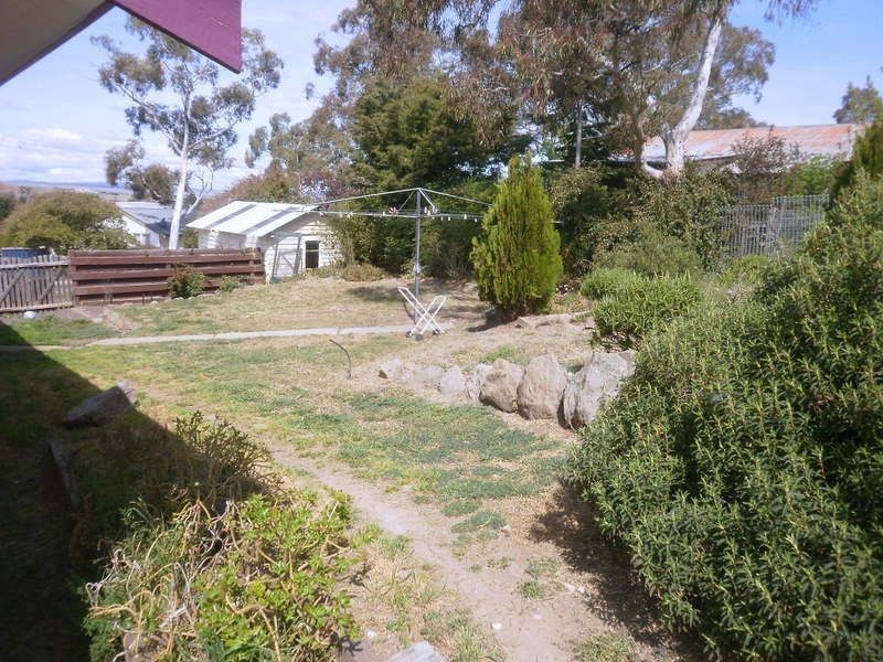 8 Attunga place, Cooma NSW 2630