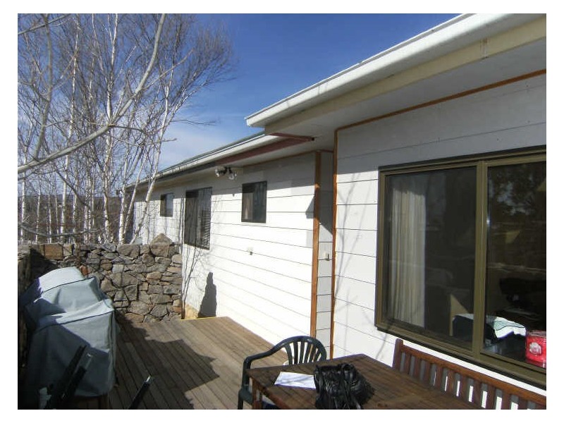 27 Druitt Street, Adaminaby NSW 2629