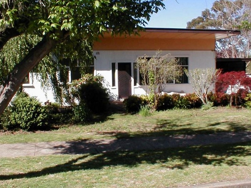 73 Cromwell Street, Cooma NSW 2630