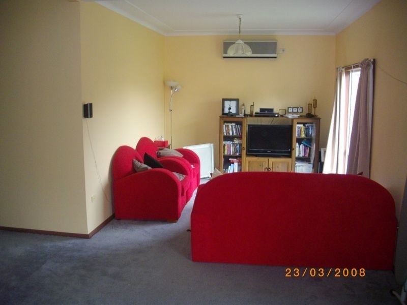 20 Crisp Street, Cooma NSW 2630