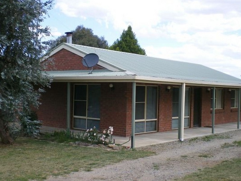 18 Kippara Drive, Berridale NSW 2628