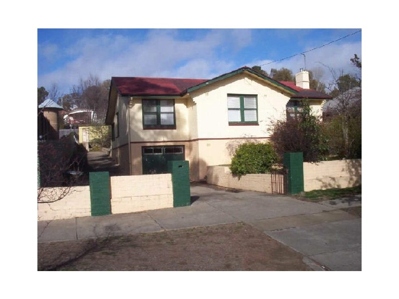 12 Barrack Street, Cooma NSW 2630
