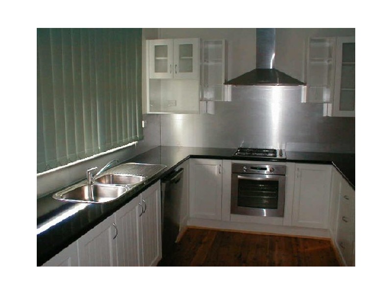 73 Cromwell Street, Cooma NSW 2630