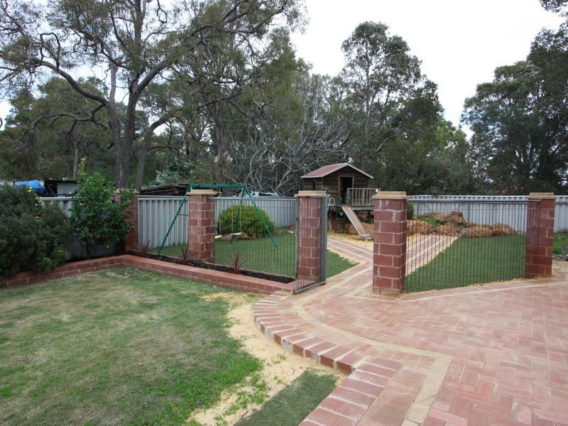 272 Canning Road, Lesmurdie WA 6076