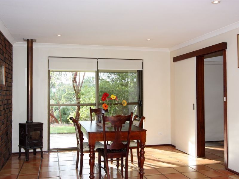 66 Waterloo Crescent, Lesmurdie WA 6076