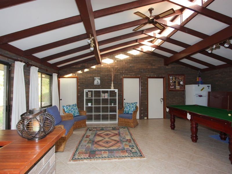 66 Waterloo Crescent, Lesmurdie WA 6076