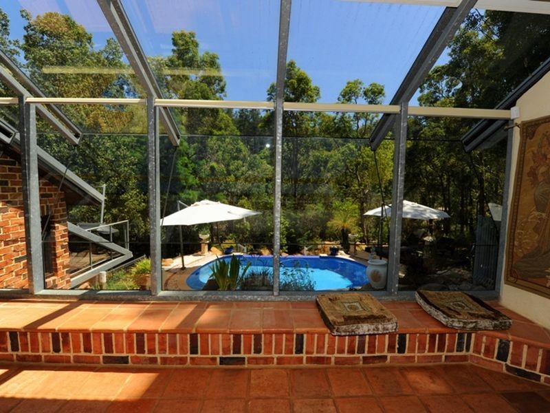 1037 Mundaring Weir Road, Mundaring WA 6073