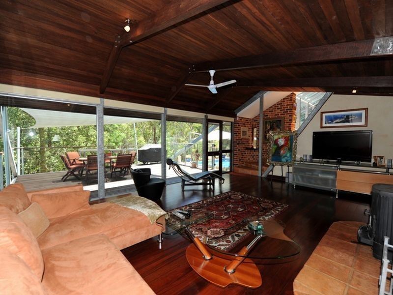 1037 Mundaring Weir Road, Mundaring WA 6073