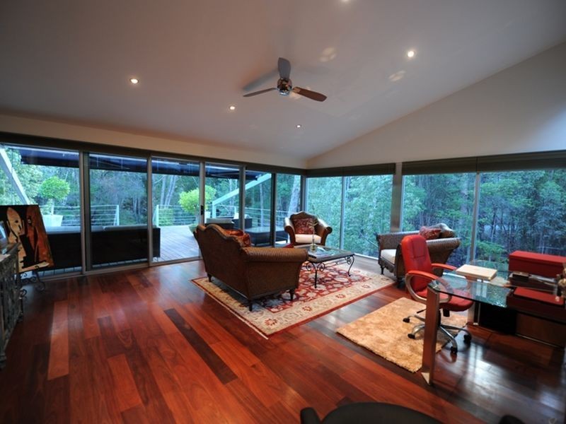 1037 Mundaring Weir Road, Mundaring WA 6073