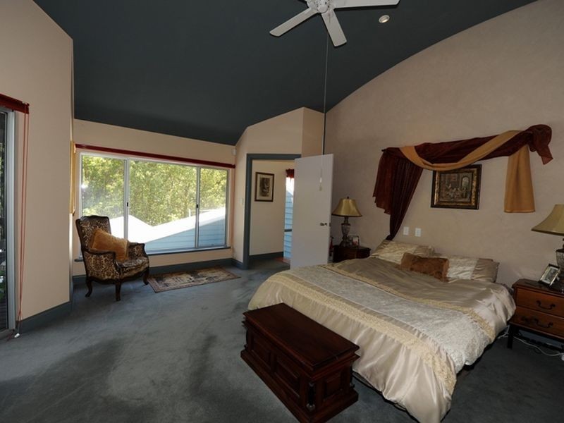 1037 Mundaring Weir Road, Mundaring WA 6073
