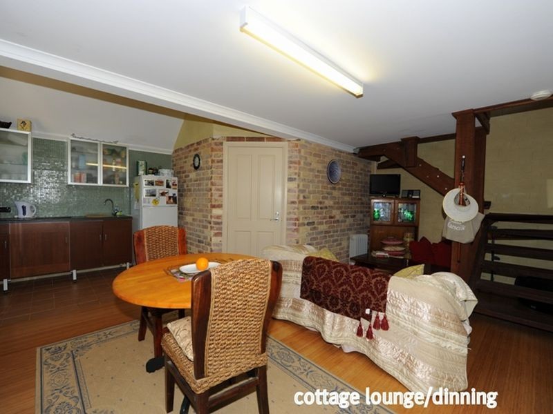 1037 Mundaring Weir Road, Mundaring WA 6073