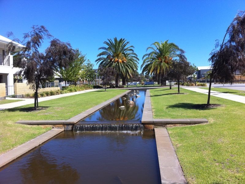 5 Cambridge Promenade, Canning Vale WA 6155