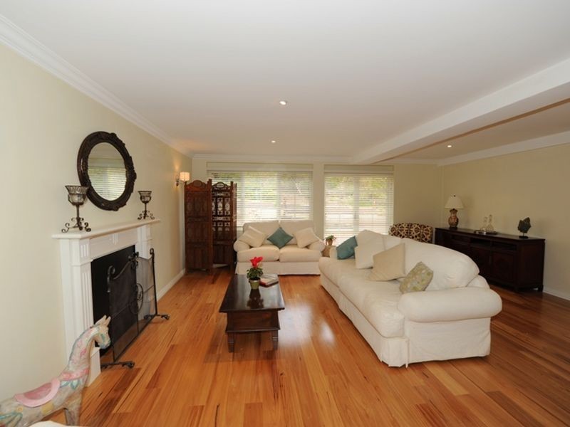 5 Marie Way, Kalamunda WA 6076