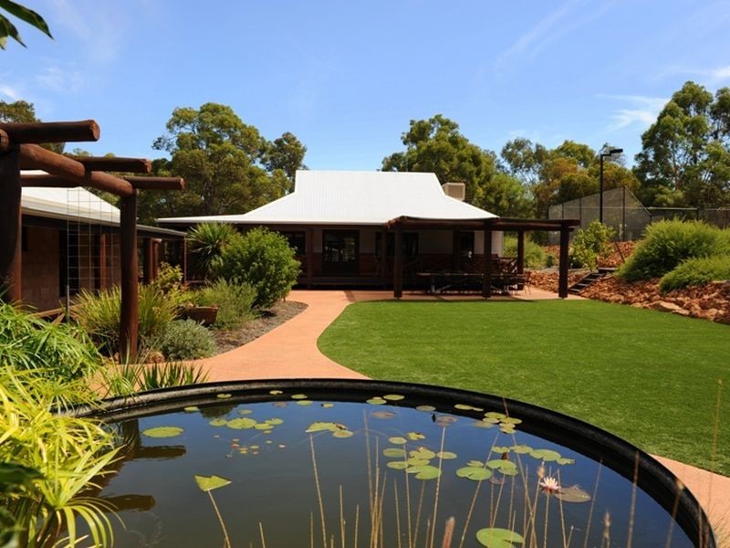 56 Falls Heights, Gidgegannup WA 6083