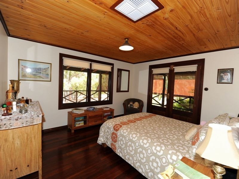 56 Falls Heights, Gidgegannup WA 6083